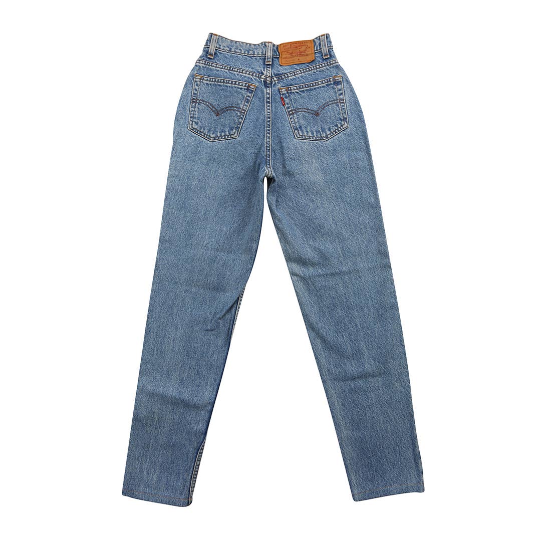 Levi 512 hot Mom Jeans.